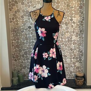 Monteau navy blue floral mini dress – size medium